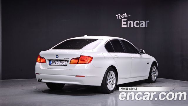 BMW 5-Series 2013 — photo 2