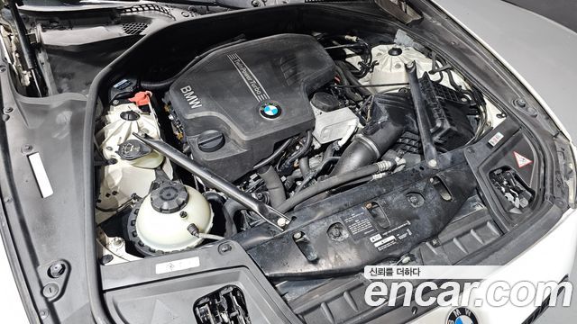 BMW 5-Series 2013 — photo 6