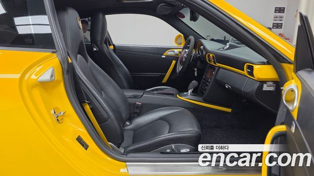 Porsche 911 2009 — photo 17