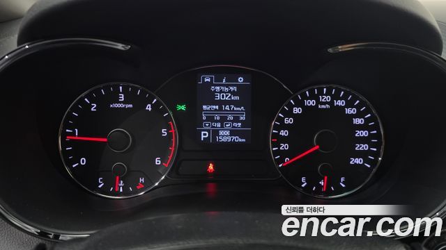 Kia K3 2015 — photo 11