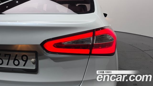 Kia K3 2015 — photo 9