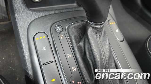 Kia K3 2015 — photo 30
