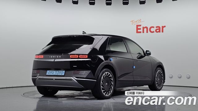 Hyundai Ioniq5 2023 — photo 2