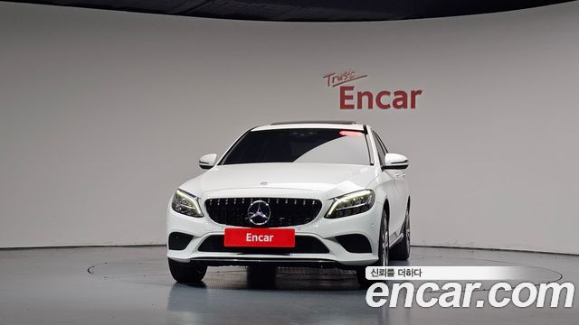 Mercedes-Benz C-Class 2020 — photo 3