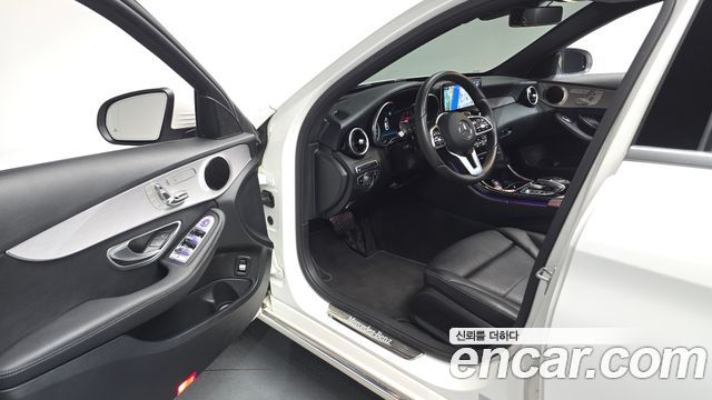 Mercedes-Benz C-Class 2020 — photo 13