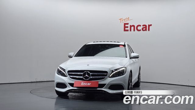 Mercedes-Benz C-Class 2018 — photo 3