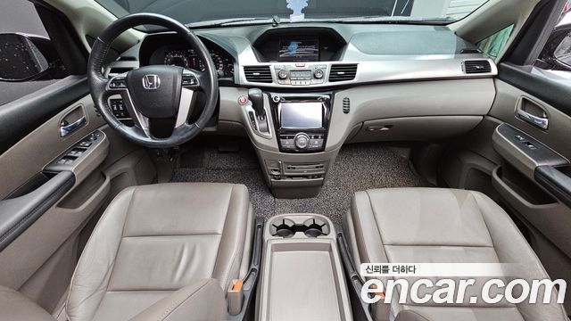 Honda Odyssey 2016 — photo 7