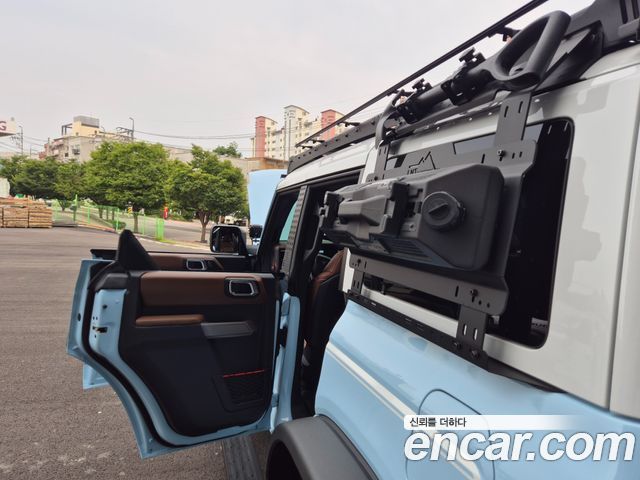 Ford Bronco 2023 — photo 11