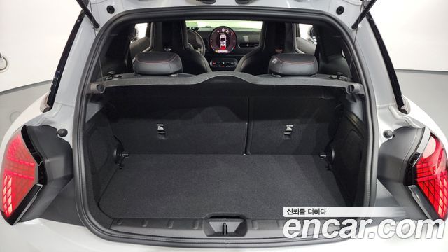 Mini Cooper 2025 — photo 25