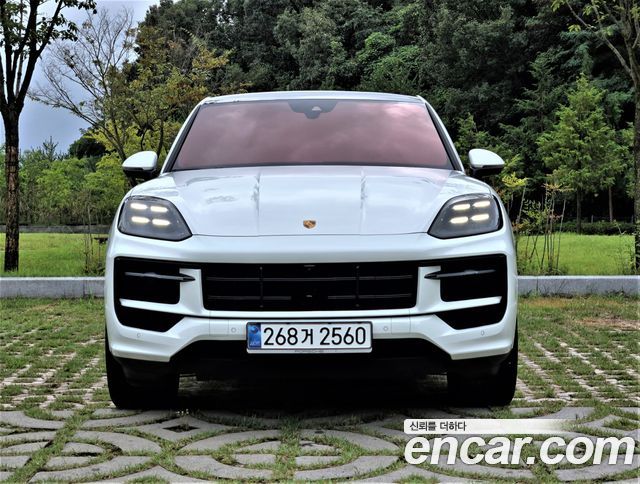 Porsche Cayenne 2024 — photo 3