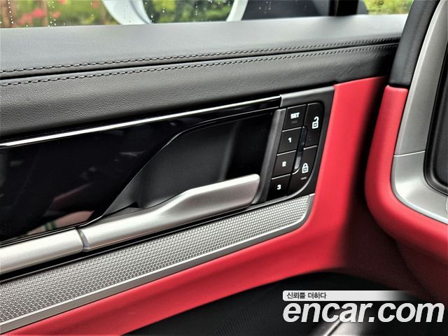 Porsche Cayenne 2024 — photo 11
