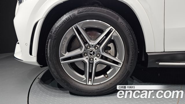 Mercedes-Benz GLE-Class 2022 — photo 5