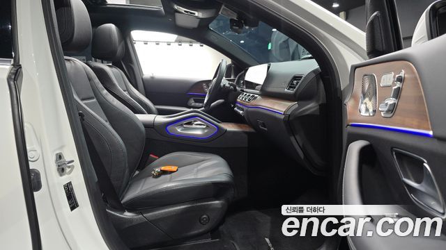 Mercedes-Benz GLE-Class 2022 — photo 16