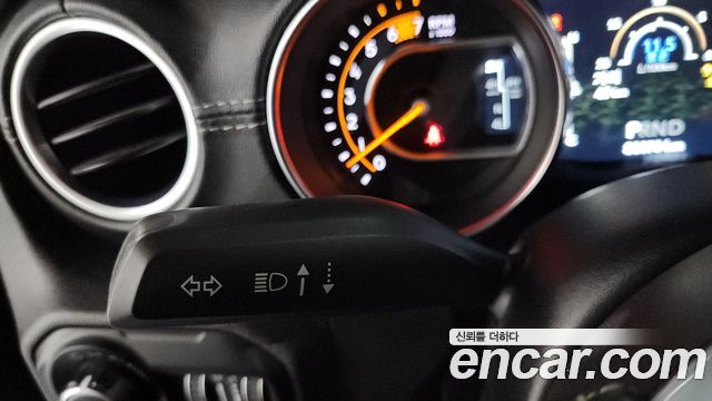 Jeep Wrangler 2019 — photo 27