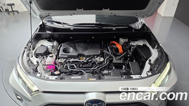 Toyota RAV4 2024 — photo 6