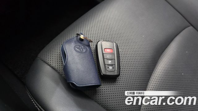 Toyota RAV4 2024 — photo 22