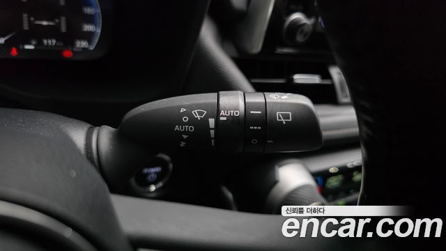Toyota RAV4 2024 — photo 25