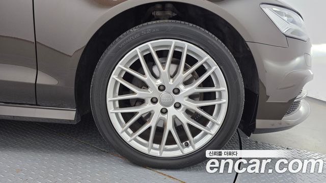 Audi A6 2018 — photo 7