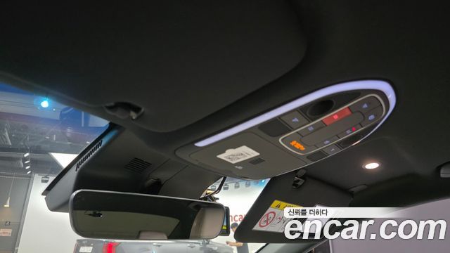 Genesis G70 2025 — photo 28