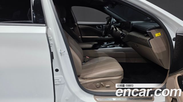 Kia K8 2022 — photo 11