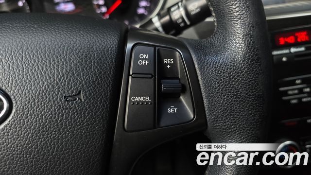 Kia K7 2012 — photo 15