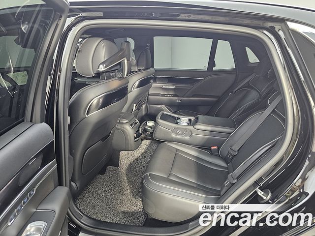 Genesis G90 2022 — photo 11