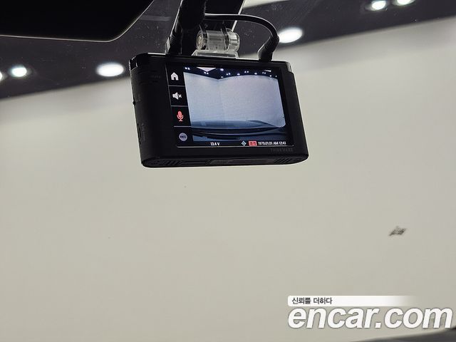 Genesis G90 2022 — photo 20