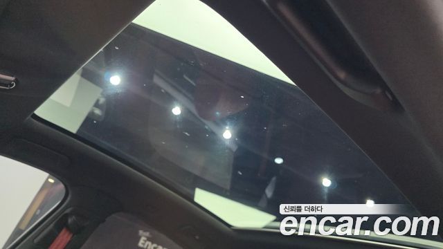Porsche Cayenne 2023 — photo 38