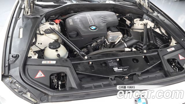 BMW 5-Series 2013 — photo 6