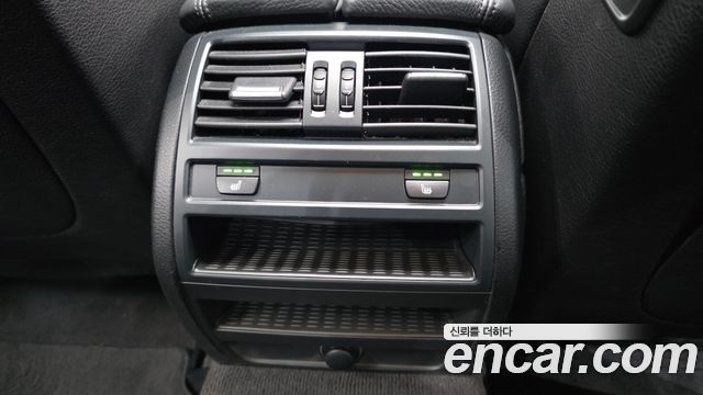 BMW 5-Series 2013 — photo 19
