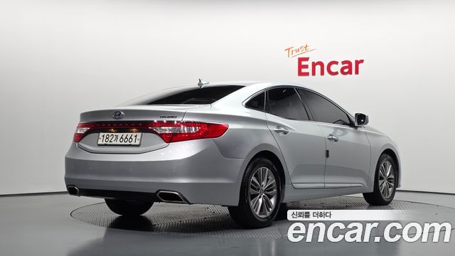 Hyundai Grandeur 2017 — photo 2