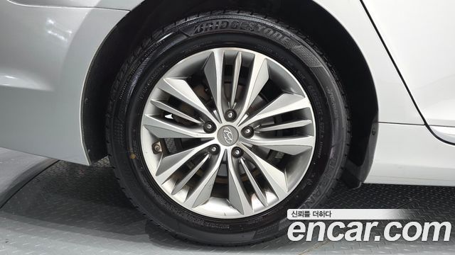 Hyundai Grandeur 2017 — photo 5