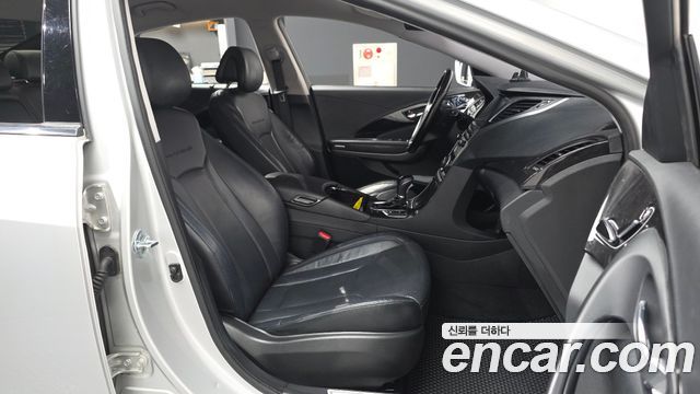 Hyundai Grandeur 2017 — photo 11