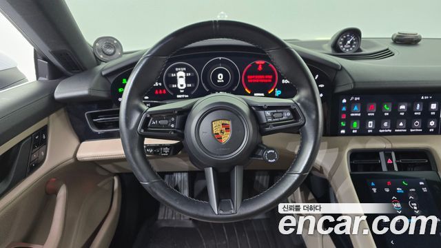 Porsche Taycan 2021 — photo 18