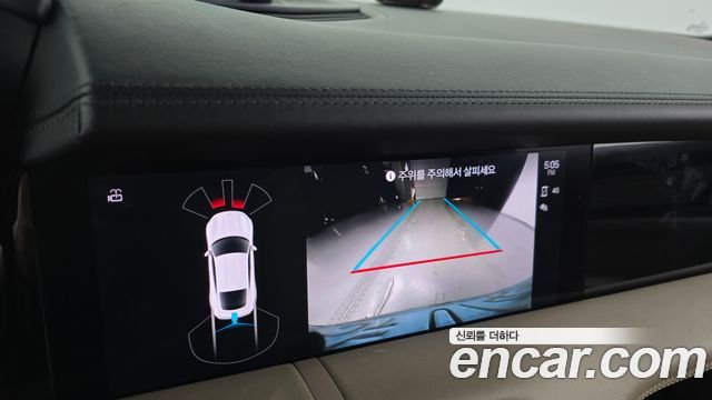 Porsche Taycan 2021 — photo 19