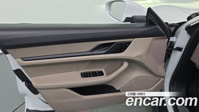Porsche Taycan 2021 — photo 14
