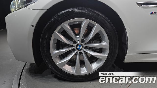 BMW 5-Series 2016 — photo 5