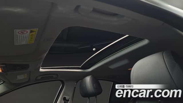 BMW 5-Series 2016 — photo 19