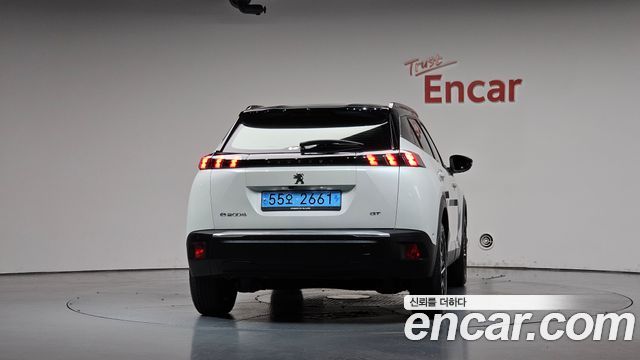 Peugeot 2008 2023 — photo 4