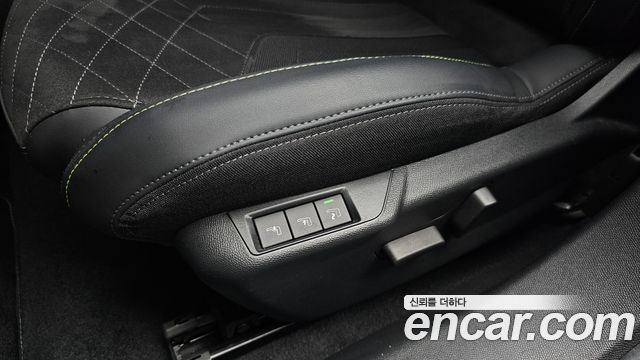 Peugeot 2008 2023 — photo 23