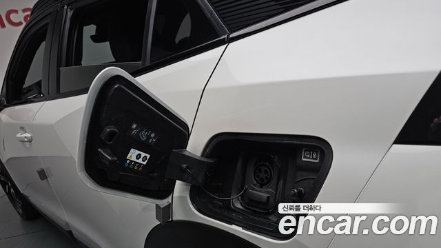 Peugeot 2008 2023 — photo 25