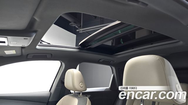 Audi Q4 e-tron 2022 — photo 21