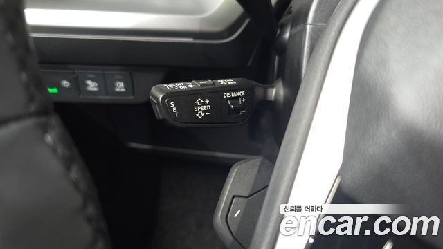 Audi Q4 e-tron 2022 — photo 27