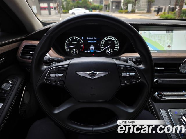 Genesis G90 2019 — photo 9