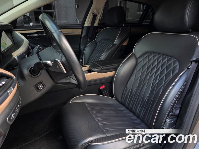 Genesis G90 2019 — photo 18