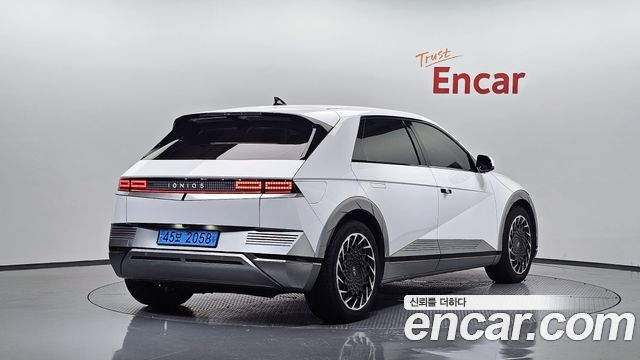 Hyundai Ioniq5 2022 — photo 2