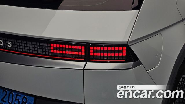 Hyundai Ioniq5 2022 — photo 9
