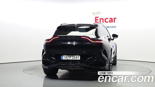 Aston Martin DBX 2023 — photo 4