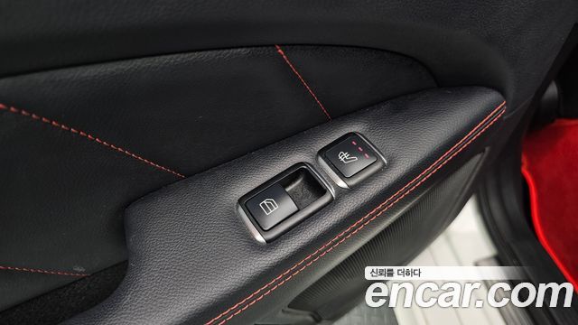 Mercedes-Benz CLS-Class 2017 — photo 18