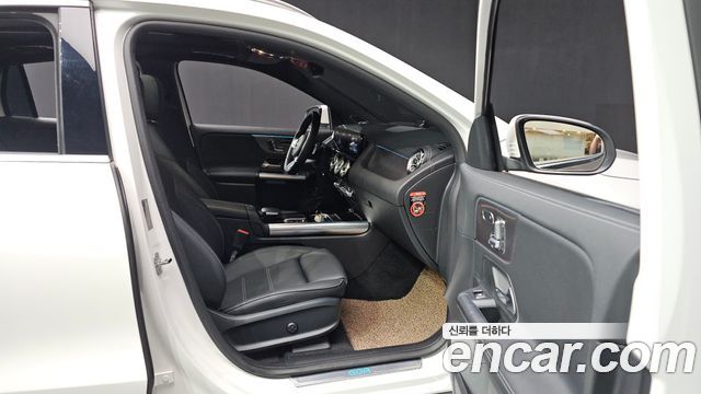 Mercedes-Benz EQA 2023 — photo 24